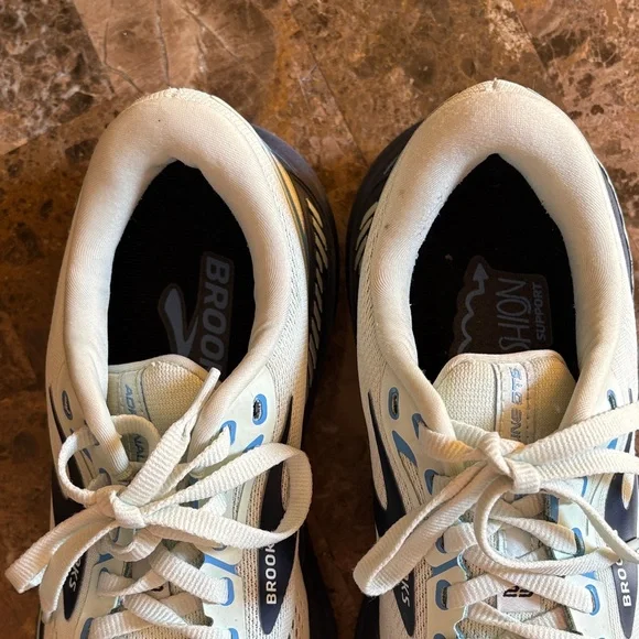 Brooks Women’s Athletic Shoes in baby , blue and Navy blue - Picture 12 of 16
